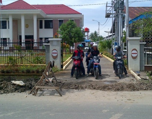 Satlantas Minta Segera Ratakan Bekas Galian Pipa