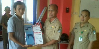 Tiga Kelompok Kewirausahaan Terima Batuan