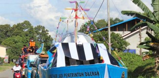 Kendaraan Hias Pukau Warga Sekadau