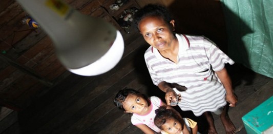 Warga Ibukota Kabupaten Sintang Merasa Terisolir