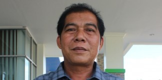 Pemdes Menua Prama Bangun 1,3 KM Jalan Rabat Beton