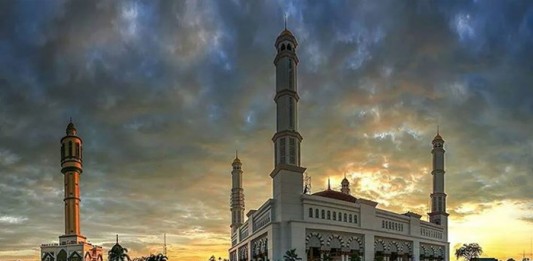 Brunei Darussalam Timba Ilmu Kelola Masjid di Kota Khatulistiwa