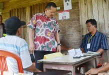 Rusman dan Hermanus Pelototi Pilkades Serentak Kubu Raya