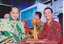 Kades SBBL Terima Anugerah DMI