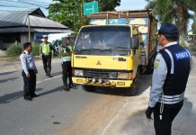 Tak Ada Pengecualian untuk Plat Merah