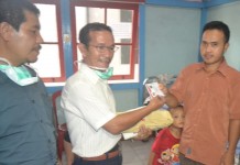 Petugas TPS 04 Datangi RSUD Sambas