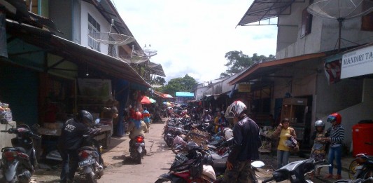 Jelang Natal, Harga Kebutuhan Pokok Merangkak Naik