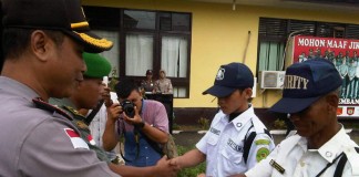 Minta Dipermudah Izin Pegang Senpi