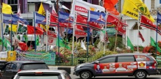 Ratusan Atribut Kampanye Dicopot