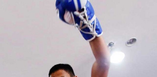 Petinju Kayong Itu Dilatih Pelatihnya Chris John