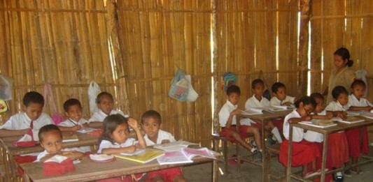 Guru Numpuk di Kota, Pedalaman Malah Kekurangan