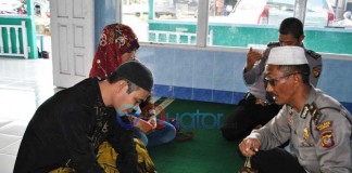 Dengar Suara Azan, Tahanan Polres Sambas Masuk Islam