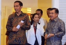 Jokowi di Tengah Dilema Memberhentikan Rini dan Menghormati JK