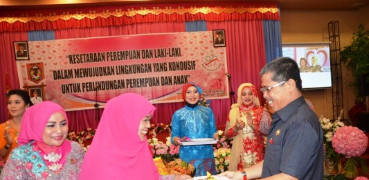 Dorong Ibu Lebih Cerdas dan Kreatif