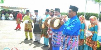 Mengharap Berkah, Saprahan Raja Ludes