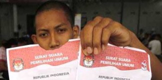 Panwaslu Temukan 246 Surat Suara Rusak