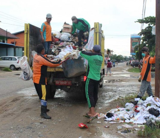 Tiap Hari, Warga Sekadau Produksi Tujuh Ton Sampah