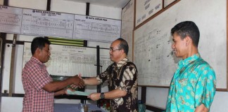 Ato Sumringah Dapat Sertifikat Prona