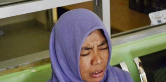 Baru Tiba, Pakai Jilbab Pun Disuruh Telanjang