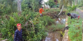 Warga Kuala Secapah Pertahankan Budaya Gotong Royong