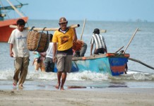 Nelayan Tetap Menjerit