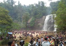Bangun Zona Aman di Air Terjun Dait