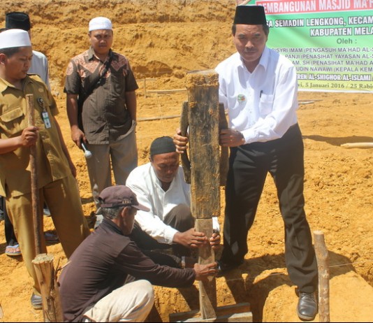 Ponpes Al Shighor Melawi Bangun Masjid
