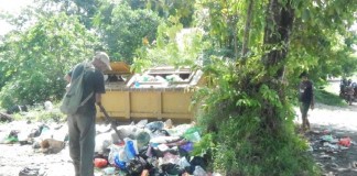 Warga Keluhkan Sampah di TPS Lama Tak Diangkut