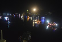 Sungai Sekayam pun Berwarna-warni