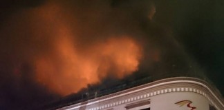 Hotel Garuda Terbakar