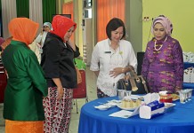 Ibu-ibu Berkebaya Padati Gedung Pancasila