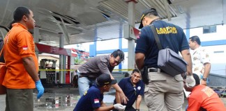 Di CCTV Terlihat Sopir Trailer Isi Solar Sendiri