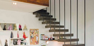 Tangga ‘Melayang’ untuk Mempercantik Interior