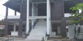 Pedagang Takut Bangunan Roboh