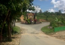Tugu Kantor Bupati Sering Makan Korban