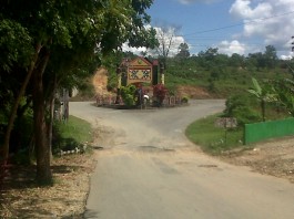 Tugu Kantor Bupati Sering Makan Korban