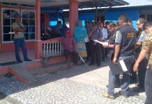 PN Singkawang Usir Suharipin dkk