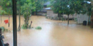 Ada yang Terendam Setinggi Dada Dewasa