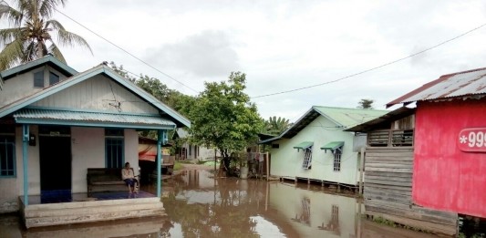 Pemukiman Warga Jalur Lintas Langganan Tergenang Air