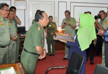 Wabup Dapat Kejutan dari Karyawan BPD