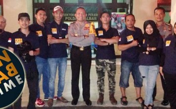 Mari Tenggelamkan Penjahat ke Laut