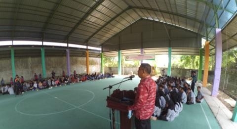 Bangun Gedung Sekolah Lagi