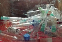 Tak Buang Sampah Medis Sembarangan