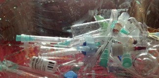 Tak Buang Sampah Medis Sembarangan