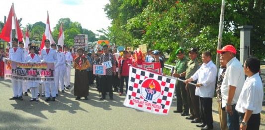 Pawai Menekan Kasus HIV/AIDS