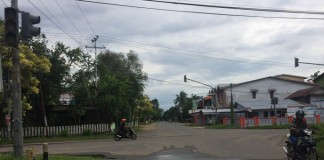 Waspada, Traffic Light di Simpang MT Haryono Padam