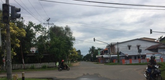 Waspada, Traffic Light di Simpang MT Haryono Padam