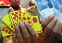 Main Judi Domino Digerebek Polisi