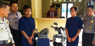 Motor Curian Kehabisan Bensin Dua Maling Dibekuk