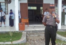 Polisi Hebat, Sekolahkan Kembali Ratusan Anak